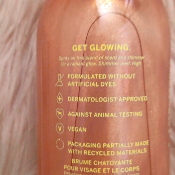 Brand New PINK Victoria's Secret PEACH SHIMMER BODY MIST - Picture 3 of 4